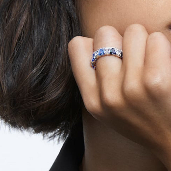 SWAROVSKI טבעת Millenia משולשים קריסטל כחול