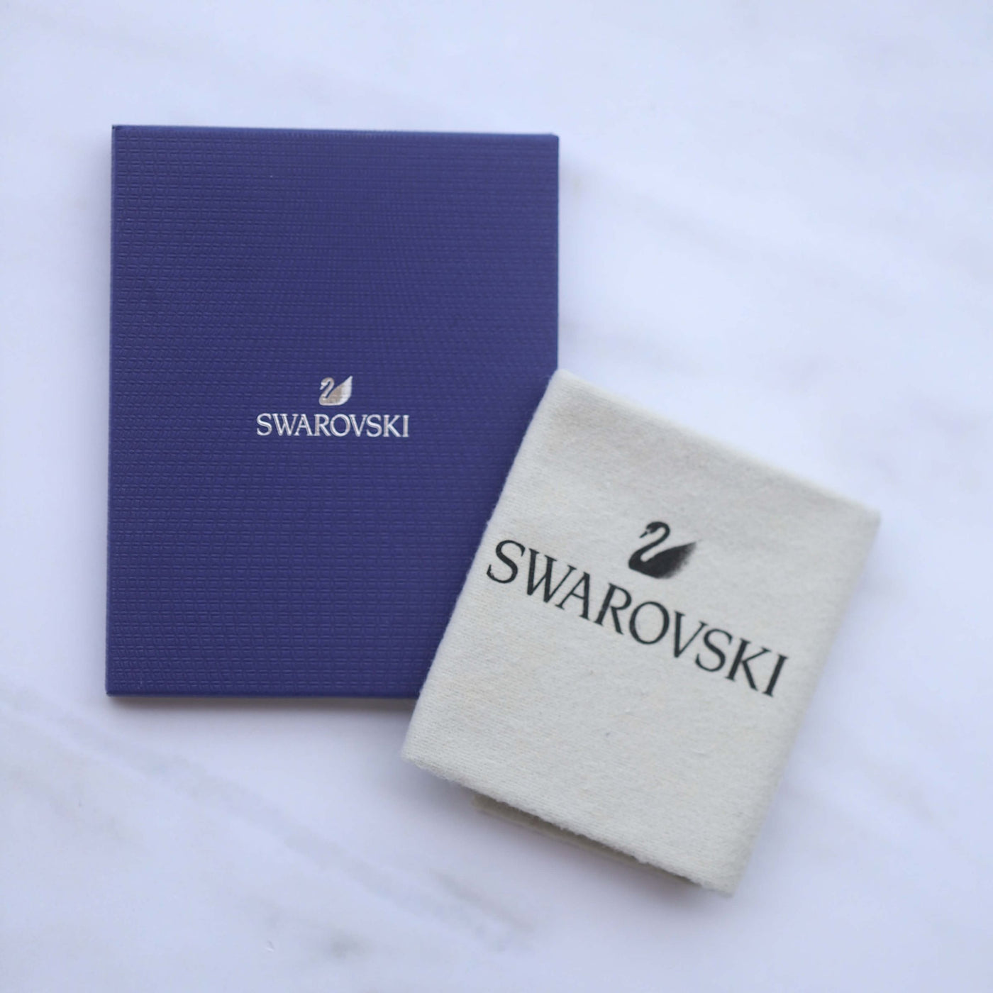 SWAROVSKI מטלית ניקוי מיוחדת לתכשיטים בציפוי רודיום של סברובסקי